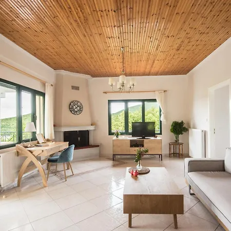 Vaios Lakeview 1 *