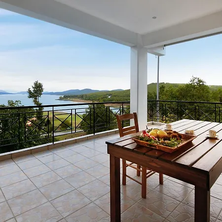 Appartement Vaios Lakeview 1 *